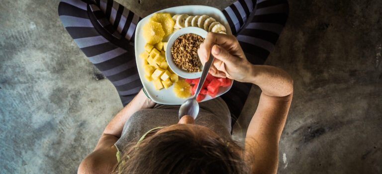 Pensión de alimentos apelada en procesos de separación y divorcio